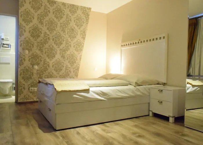 Hotel La Petite Perle 2*